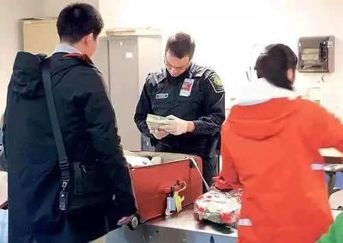 开始了！中国海关大围剿！超级黑科技专查奢侈品！澳洲华人回国务必申报！超过这个数可以罚到你倾家荡产