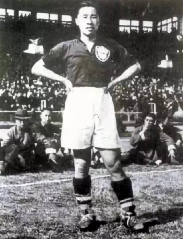 中国“球怪”：17岁成名，一生进球1860个，担任过国际足联要职