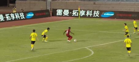 梅州客家1-2憾负成都冲超仍有机会,梅州客家3:2胜梅县铁汉