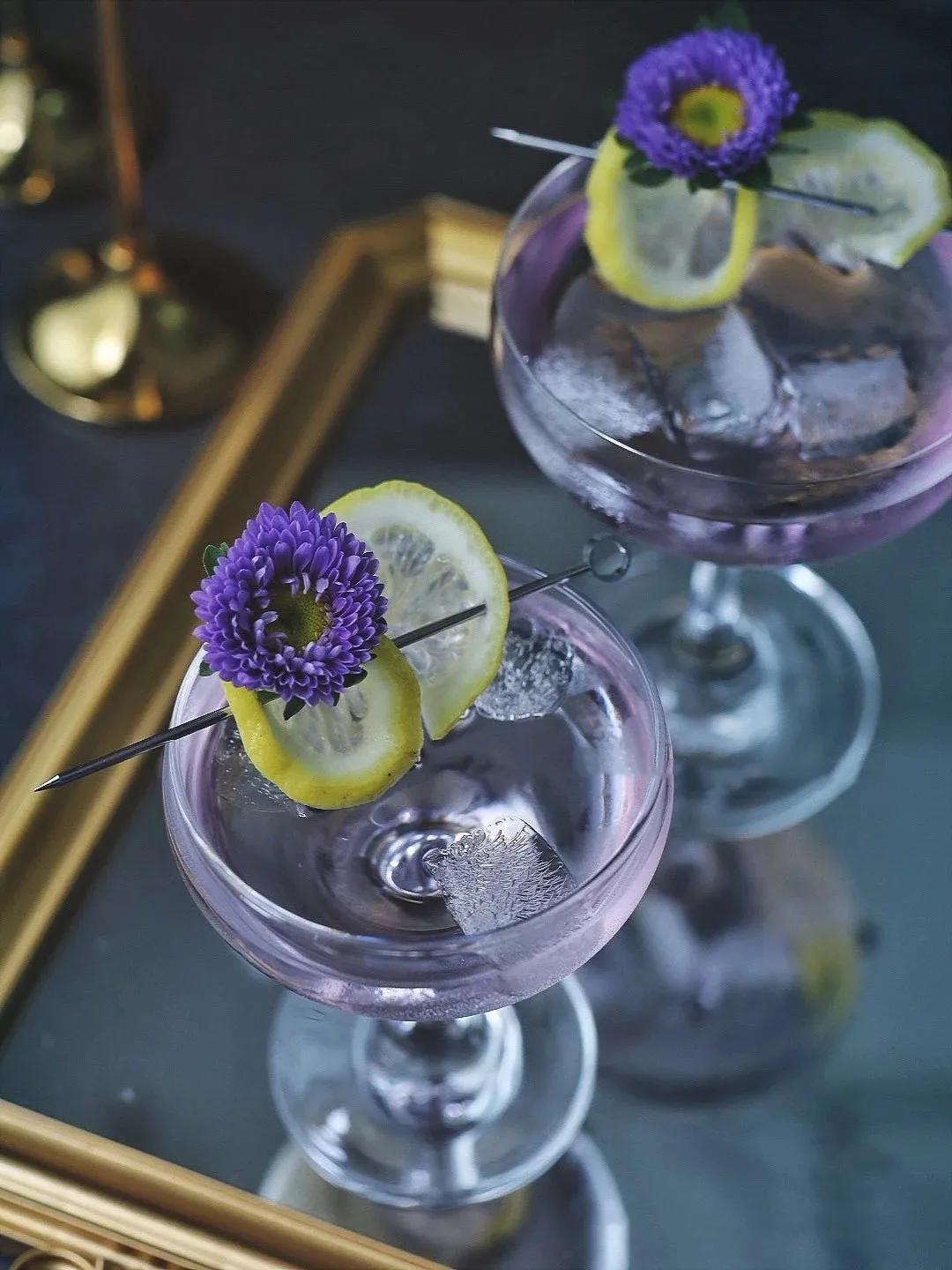 秋天的第一杯精酿酒,秋天的第一杯微醺酒