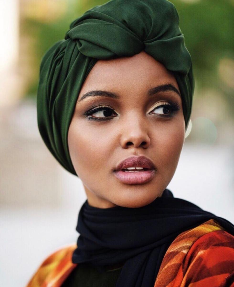 钩宽发带头巾100种图解,头巾的时尚戴法