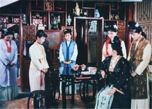 红楼贾母的丫鬟,红楼四大丫鬟