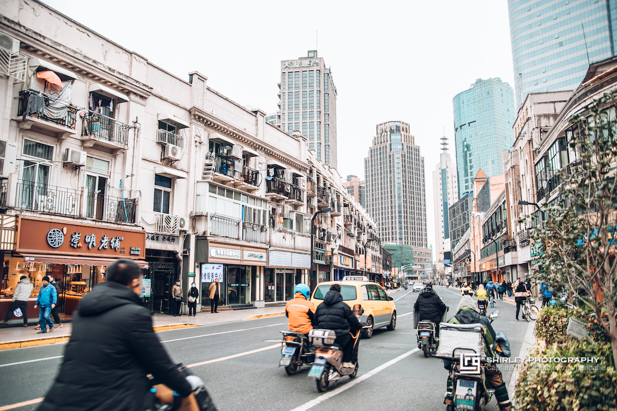 上海曾经的梅川路步行街,南京路是上海最知名的商业街