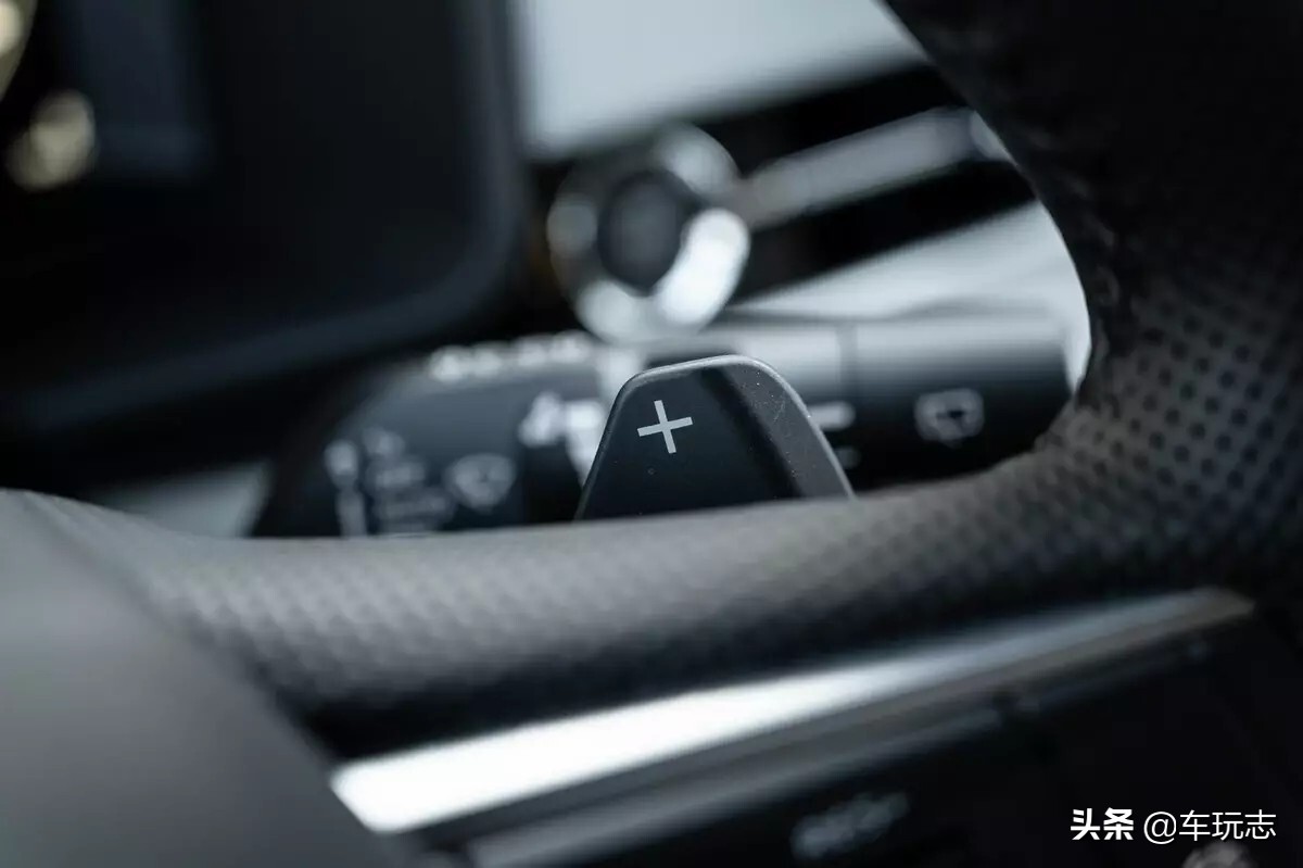 2021款三菱欧蓝德改款后,2020款三菱欧蓝德有哪些改变