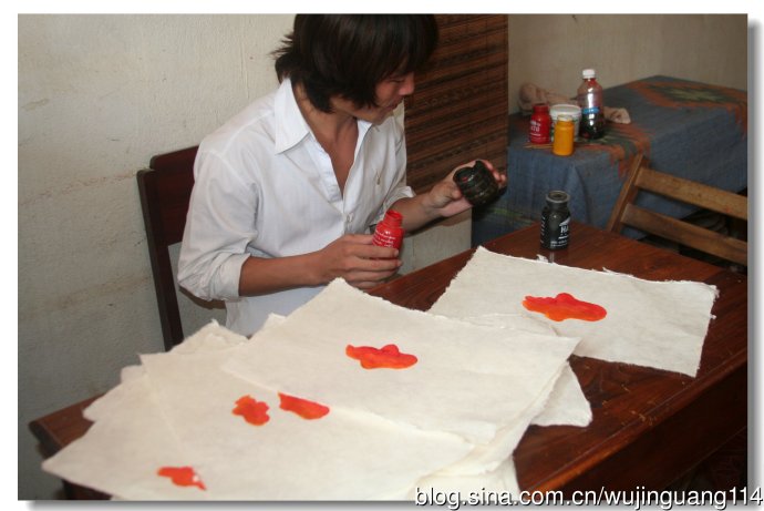 老挝最值得买的纪念品,老挝手工纸工艺品