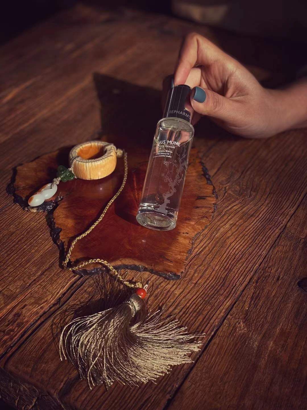 英树白梅花肌底赋颜蜜怎么使用,英树白梅花洁颜蜜洗面奶125ml