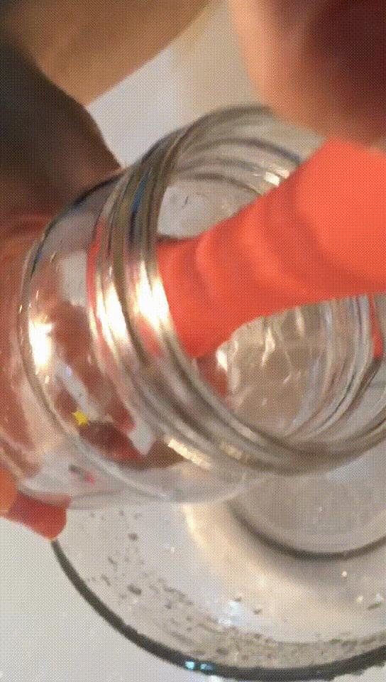 洗着洗着就没热水了,洗着洗着就不见了