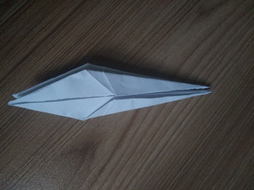 怎么折千纸鹤会飞,糖纸怎么折千纸鹤