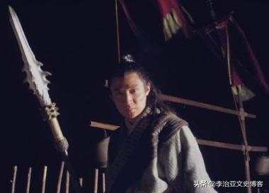 范增是谁的徒弟,范曾是哪个年代的画家