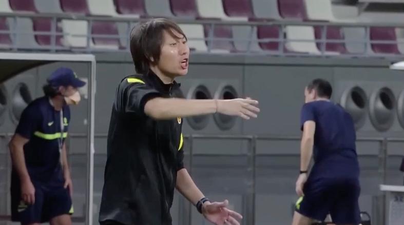 国足0-2阿曼国足首发阵容,国足出线2002战胜阿曼队