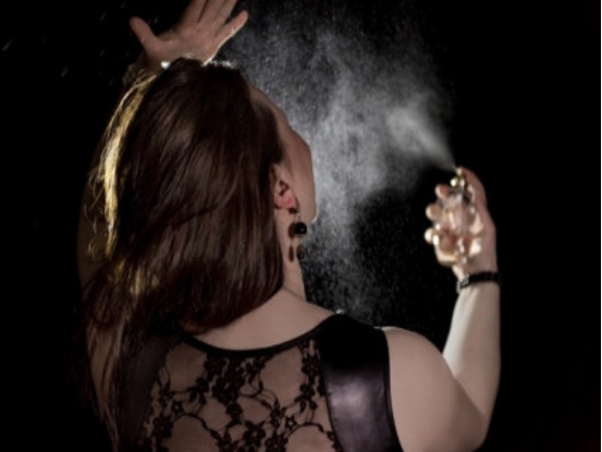 狐臭是本身原因还是天生的,狐臭是种病吗