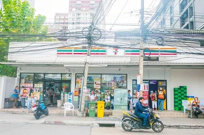 跟着逍遥玩转普吉：值得收藏的海岛购物攻略，买买买更惬意