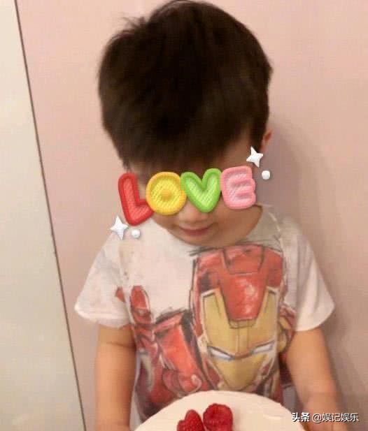 陈晓陈妍希夫妇发糖,陈妍希和陈晓甜蜜互夸秀恩爱