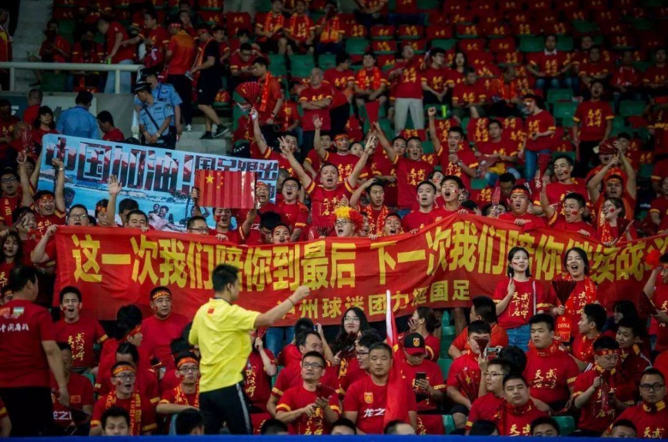 国足为啥一直进步不了,郜林赛后评价国足