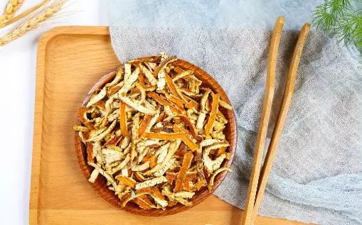 橘子皮生吃的好处,橘子皮生吃的功效与作用