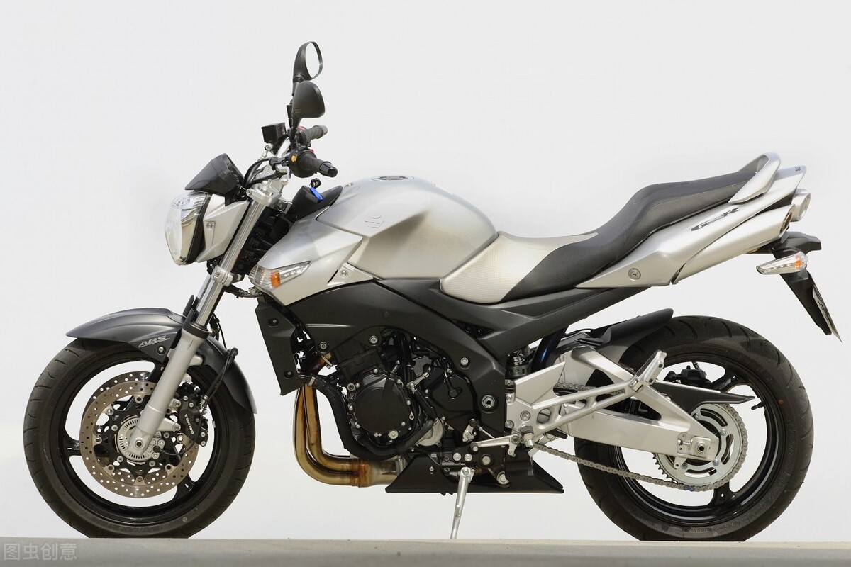 三轮摩托车高低挡结构和原理,150摩托车挂挡的工作原理