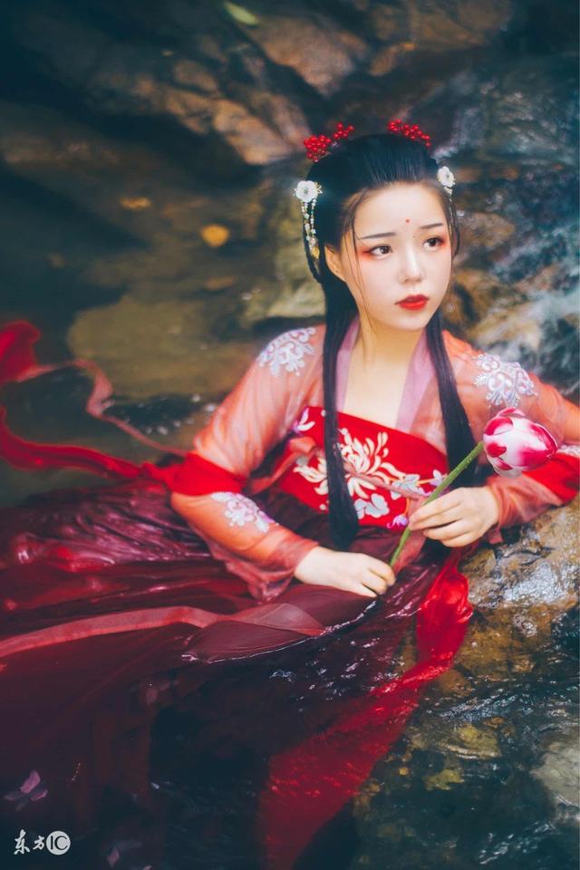 寄生虫附身控制女主意识小说,女孩被虫子寄生小说