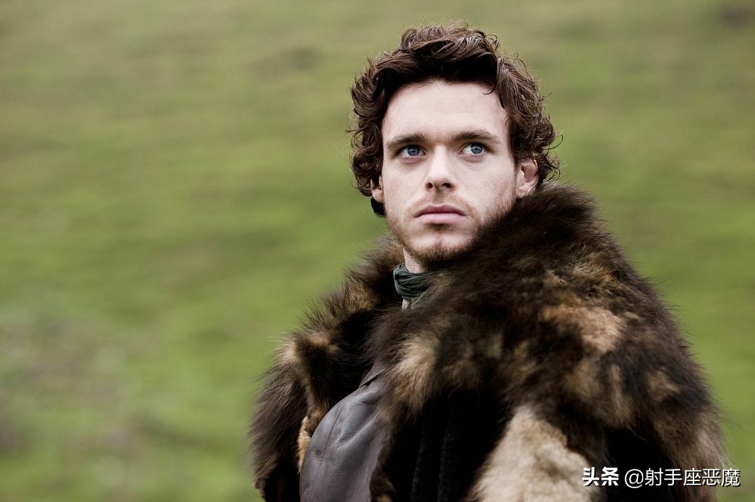 权力的游戏凯特琳家族,凯特琳徒利第一集收到什么信