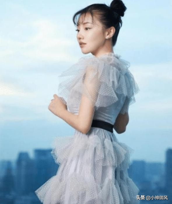 拍戏时“嫌水脏”，换了140桶矿泉水的那位女星，如今怎么样了？