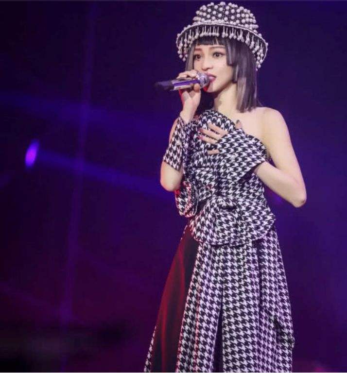 颜值变丑的过程,从丑变好看的过程