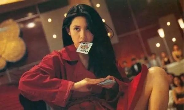 一夜崩千亿，这次轮到*场赌**大佬了...