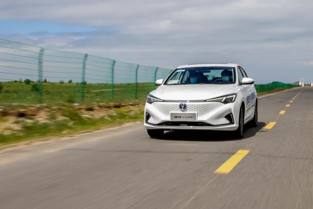 长安逸动ev试驾视频,长安逸动ev纯电动车质量怎么样