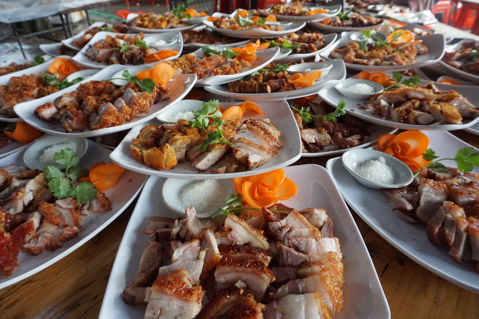 天河｜热闹！一洞公祠重阳敬老摆70多围，老人家笑到“见牙唔见眼”