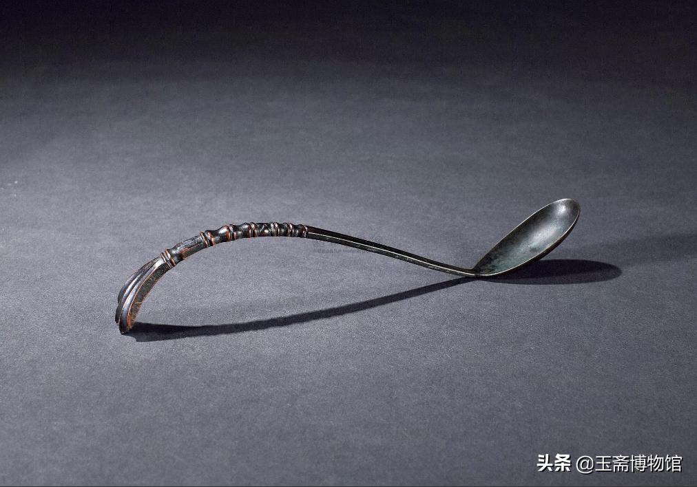 小小的汤勺，可以换一套房，最高拍卖价竟然高达207万