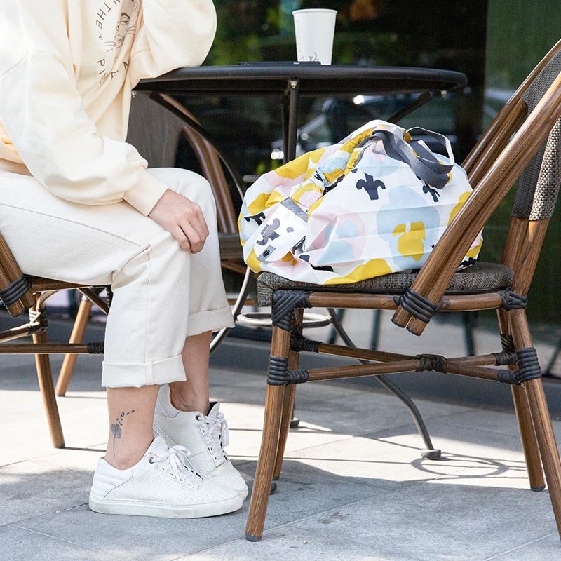 背上环保包，过一天「无塑料袋日」