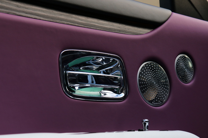 全新一代劳斯莱斯古思特,豪华180评测