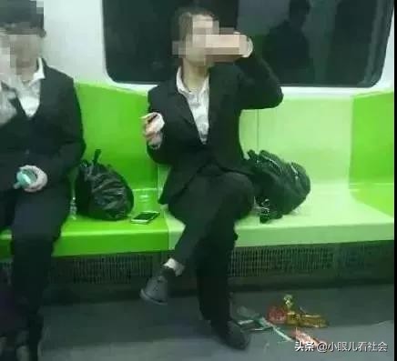 北京地铁上偷手机视频,北京地铁偷拍后续