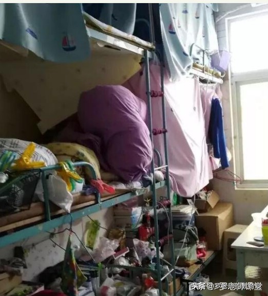中国最差的5个大学宿舍，双一流大学上榜，最后一个简直无法直视