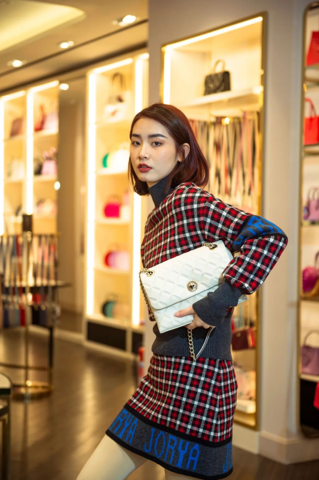 购新衣、买新鞋、挎新包……到百联奥特莱斯就GOU了