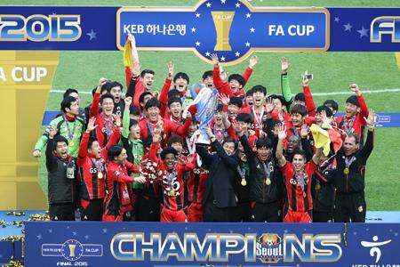 时光机怀旧照片外国,时光机回忆录个人照片多张