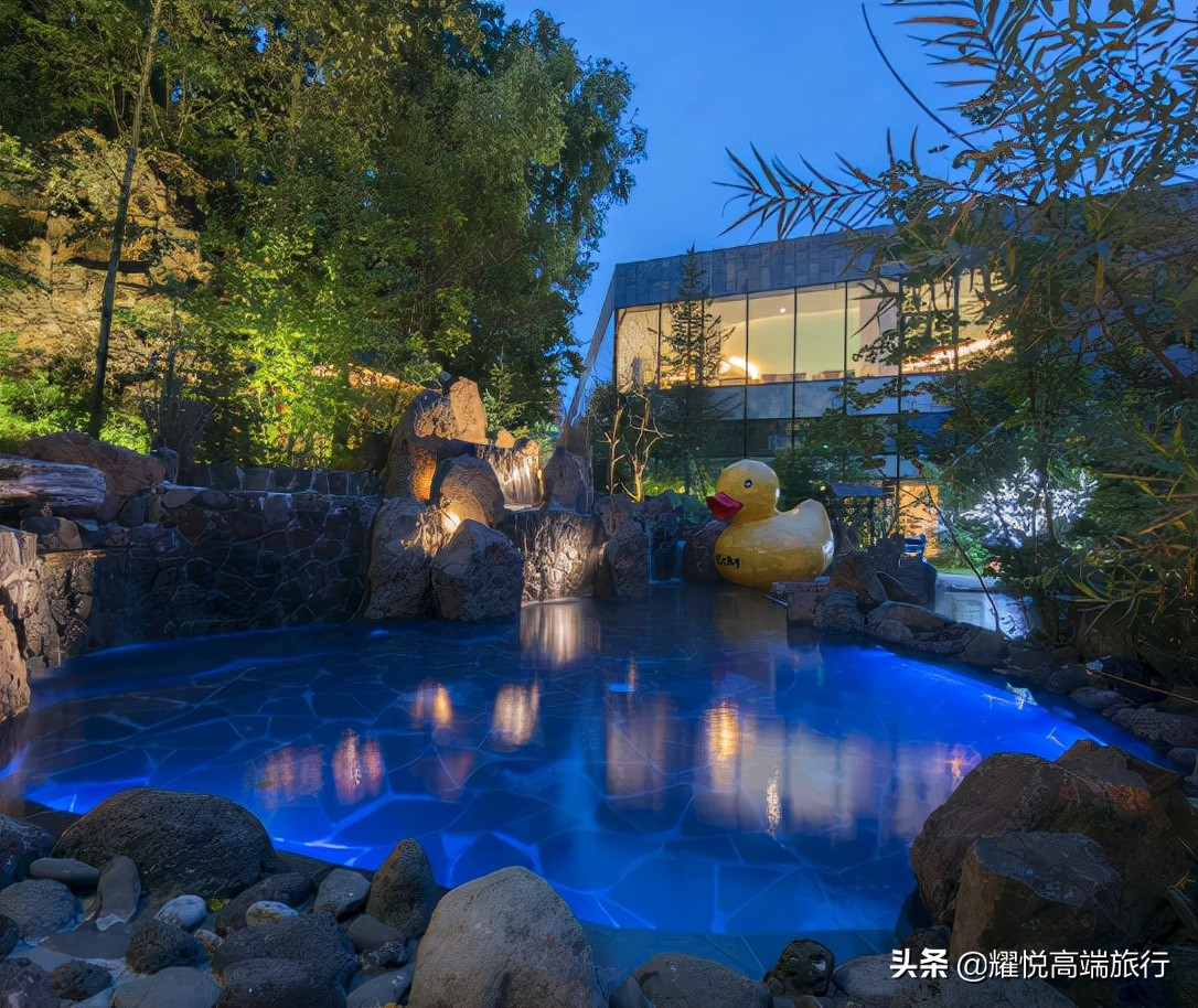 秋天去泡温泉能有多惬意,初秋适合去哪里泡温泉