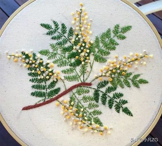 衣服穿久了太旧怎么翻新,旧衣服怎么改造可以穿