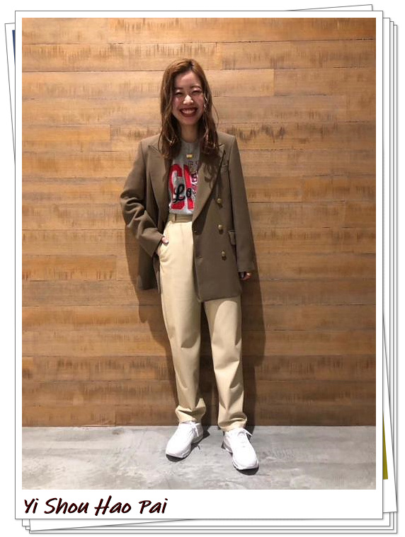 airmax配什么鞋好看,轻熟风搭配白色运动鞋