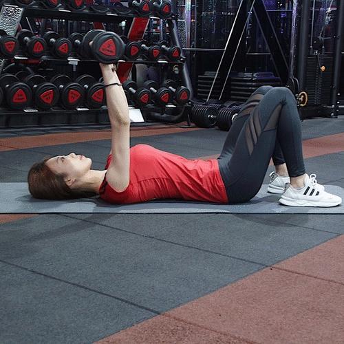 腋下副乳越长越大怎么办,腋下副乳一直出奶怎么办