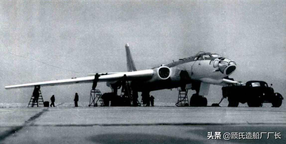 死地求生，记89号轰-6孙鄂军机组1983.11.2空中撞机后的成功自救