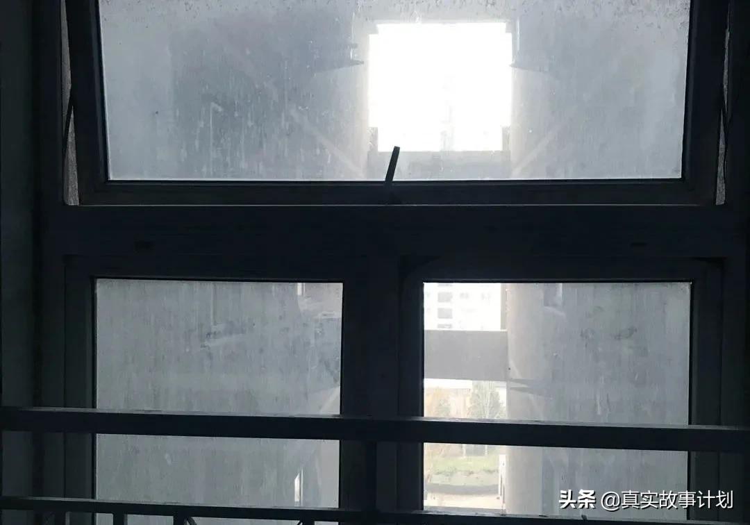 北京国贸男女合租房,北京群租房里的女孩