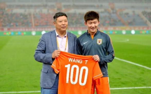 费莱尼下赛季离队鲁能引入球员吗,费莱尼鲁能最强阵容