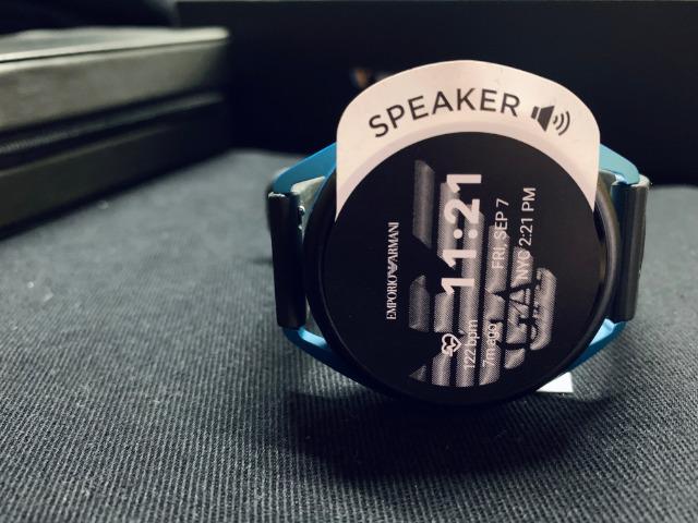 阿玛尼第五代智能手表,阿玛尼手表5a