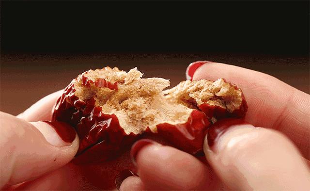 红枣哪种颜色比较好,干红枣什么颜色才好