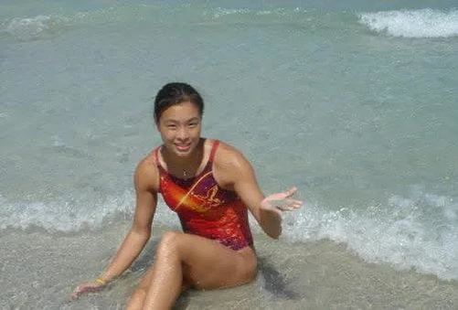 吴敏霞和她老公差几岁,吴敏霞有几次婚姻