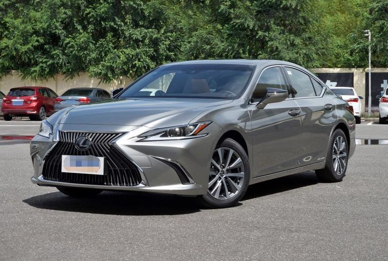 试驾车二手沃尔沃s90,沃尔沃s90和雷克萨斯es混动如何选