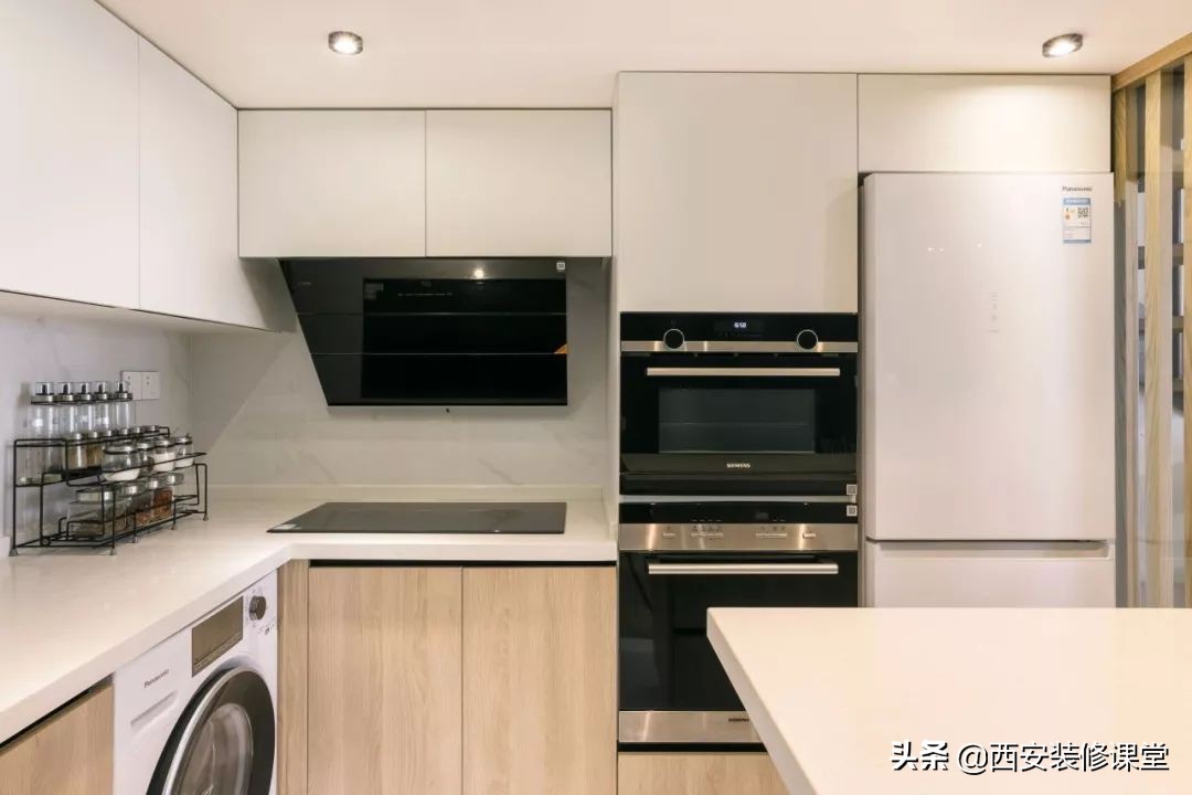 冰箱都放在房子什么位置,房子小冰箱太大真的占地方