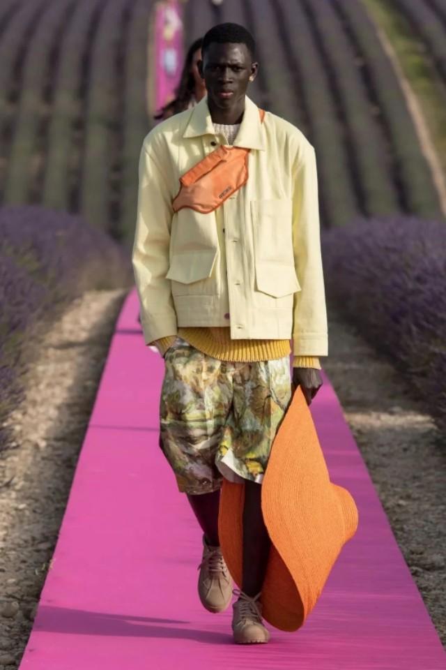 这个系列，让我看到了自己眼睛里的光