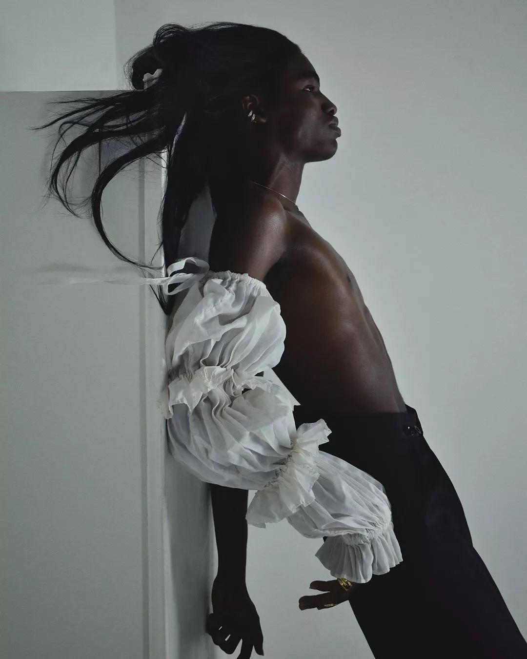 明星同款耳夹无耳洞,没有耳洞的明星是怎么戴耳环的