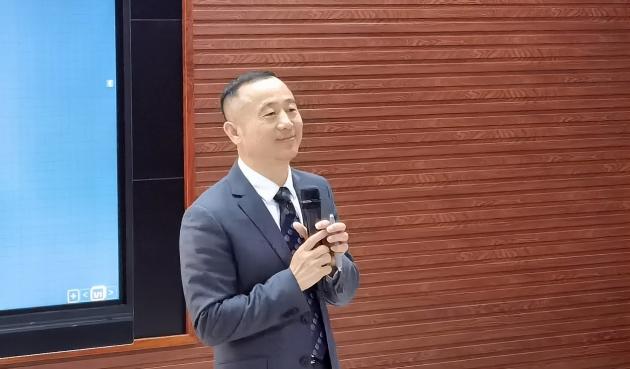 站在未来看当下的中国,站在未来看现在才不会走错路