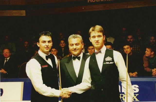 阿历克斯掰手腕,阿历克斯阿德托昆博